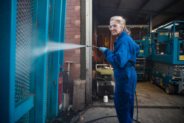 Best Commercial Building Pressure Washing  in Pelican Bay, FL